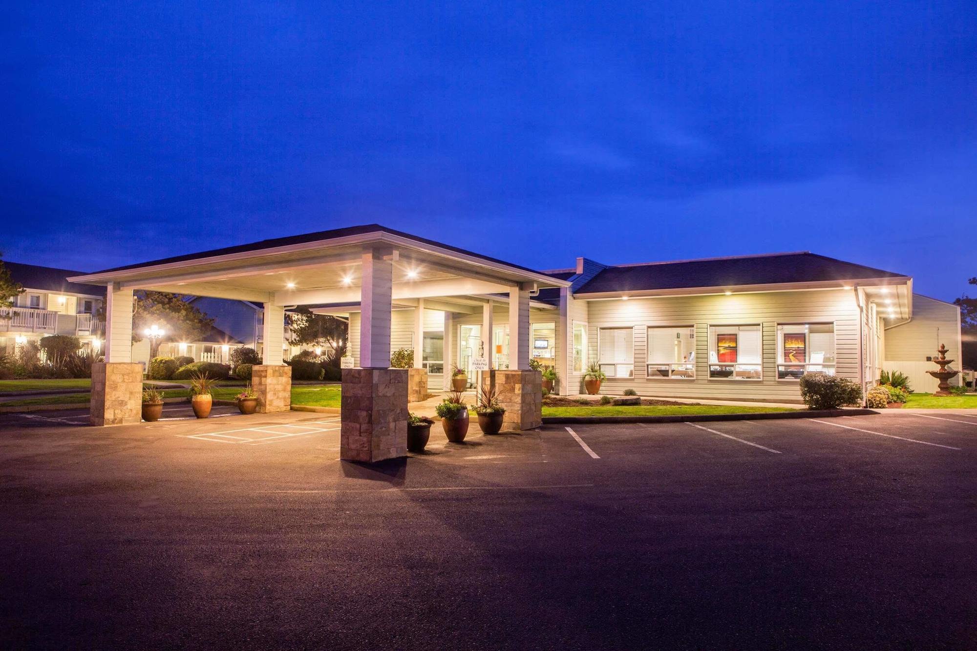 Best Western Inn At Face Rock Bandon Zewnętrze zdjęcie